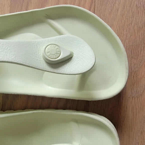 Birkenstock Gizeh Essential EVA Slide Sandal - Women's Color - Light Green - Picture 2 of 10